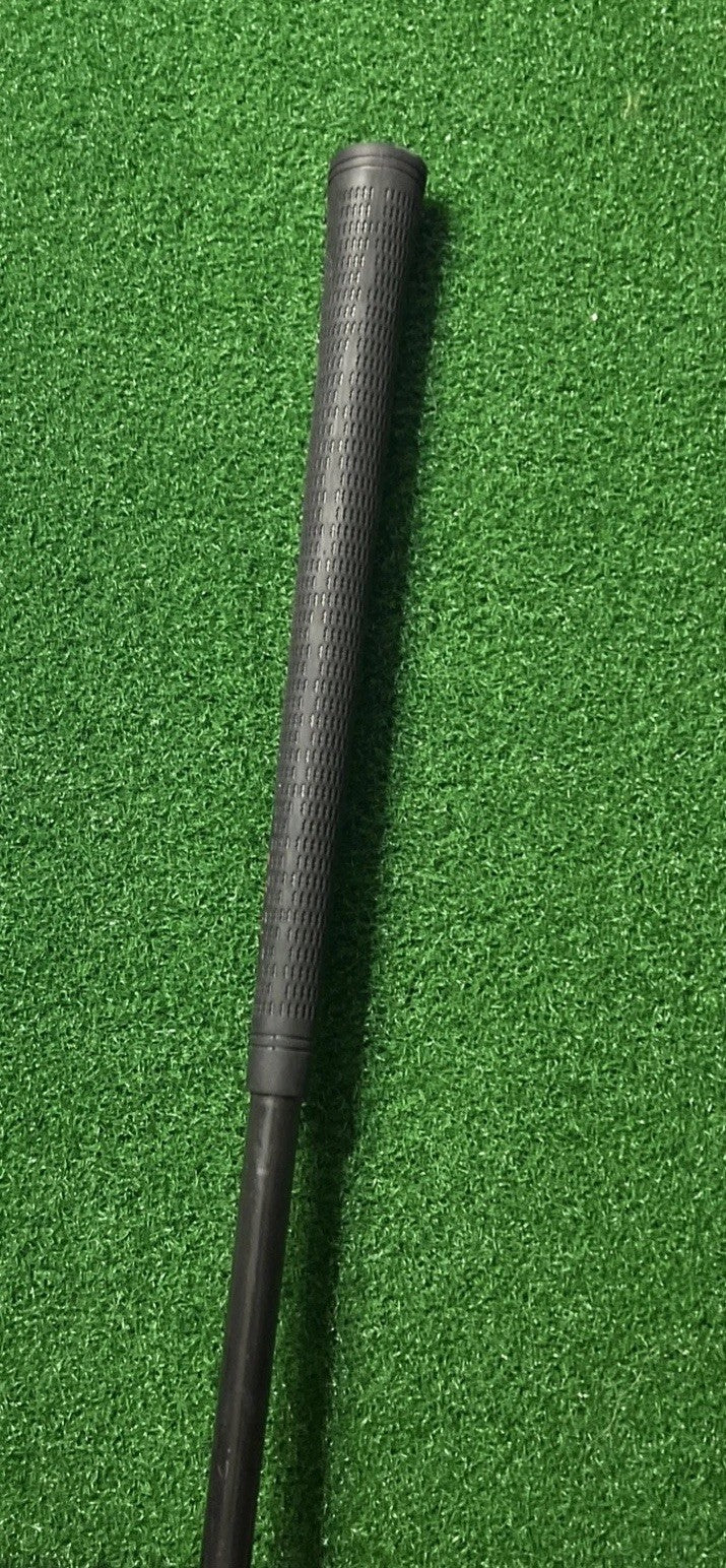 Tiger Shark Driver 10.5 Degree Graphite Shaft Regular Flex RH 44”