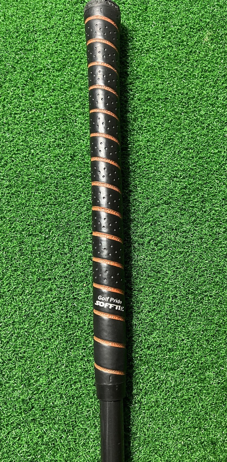 TaylorMade R540 RH Driver 9.5* 43.5 in Graphite Harrison 3.5 Pro Shaft