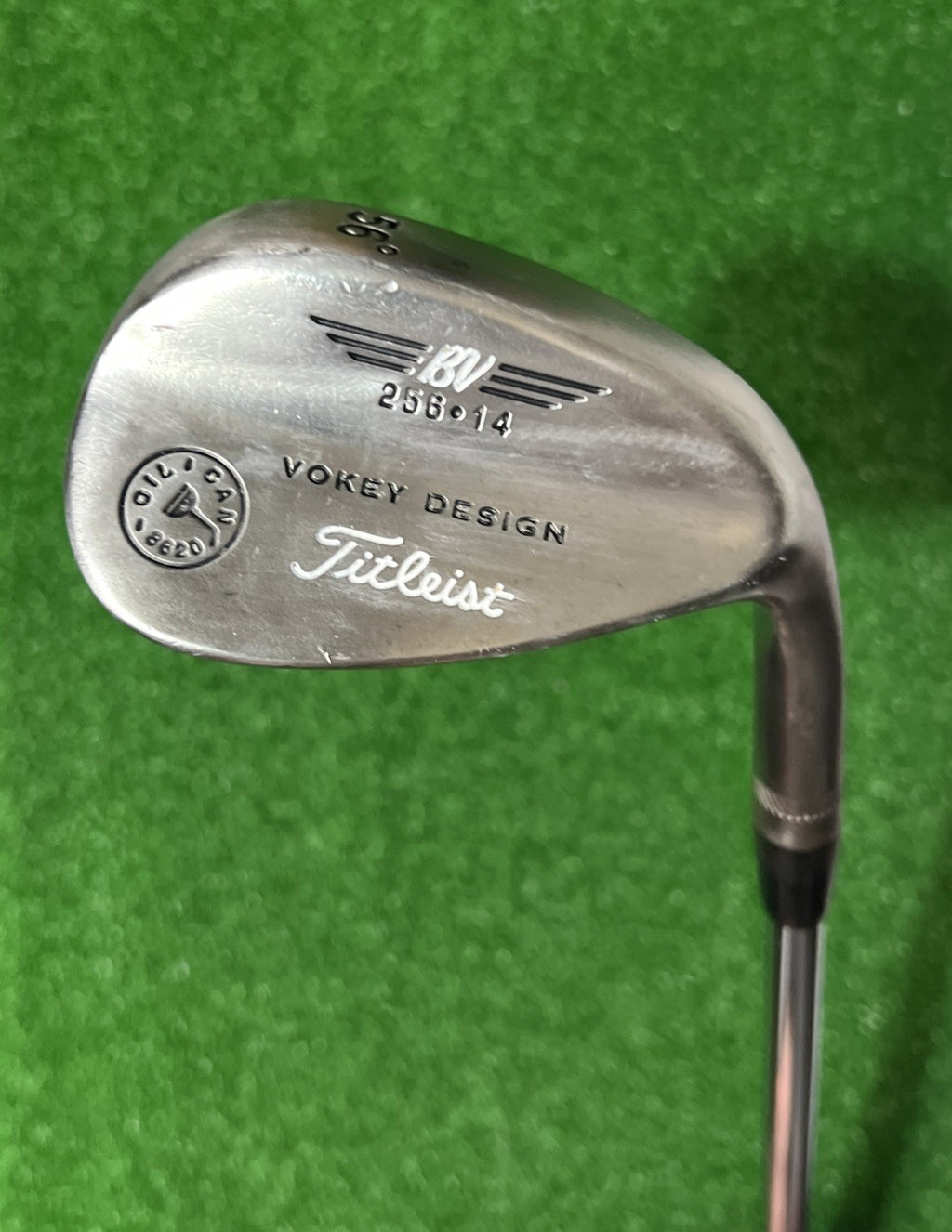 Titleist Vokey Oil Can 8620 56° 8 258•14 Gap Wedge RH Steel Shaft 35.5"
