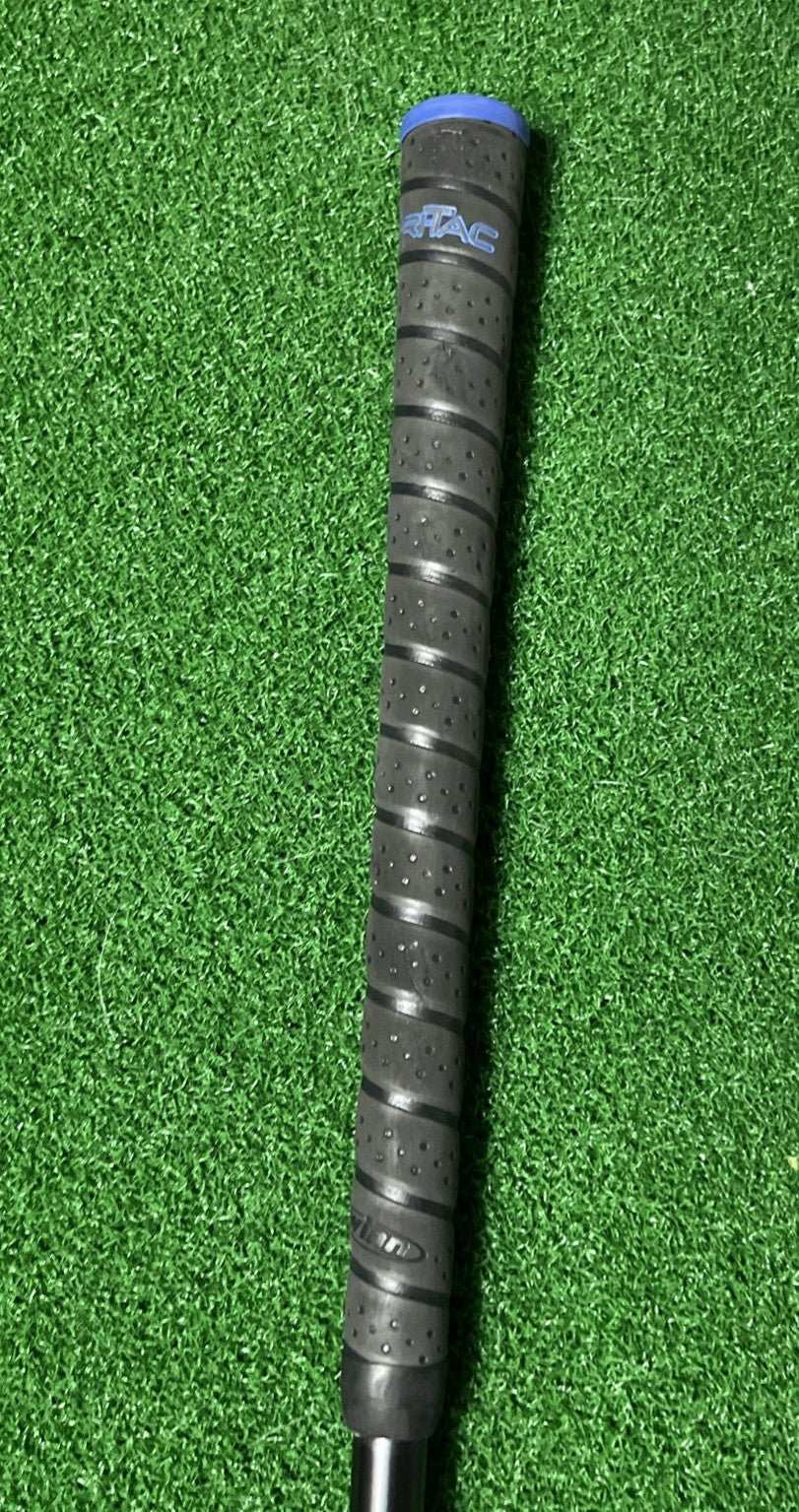 TaylorMade AeroBurner Rescue Hybrid #4 Stiff Flex Graphite RH Winn DriTac Grip