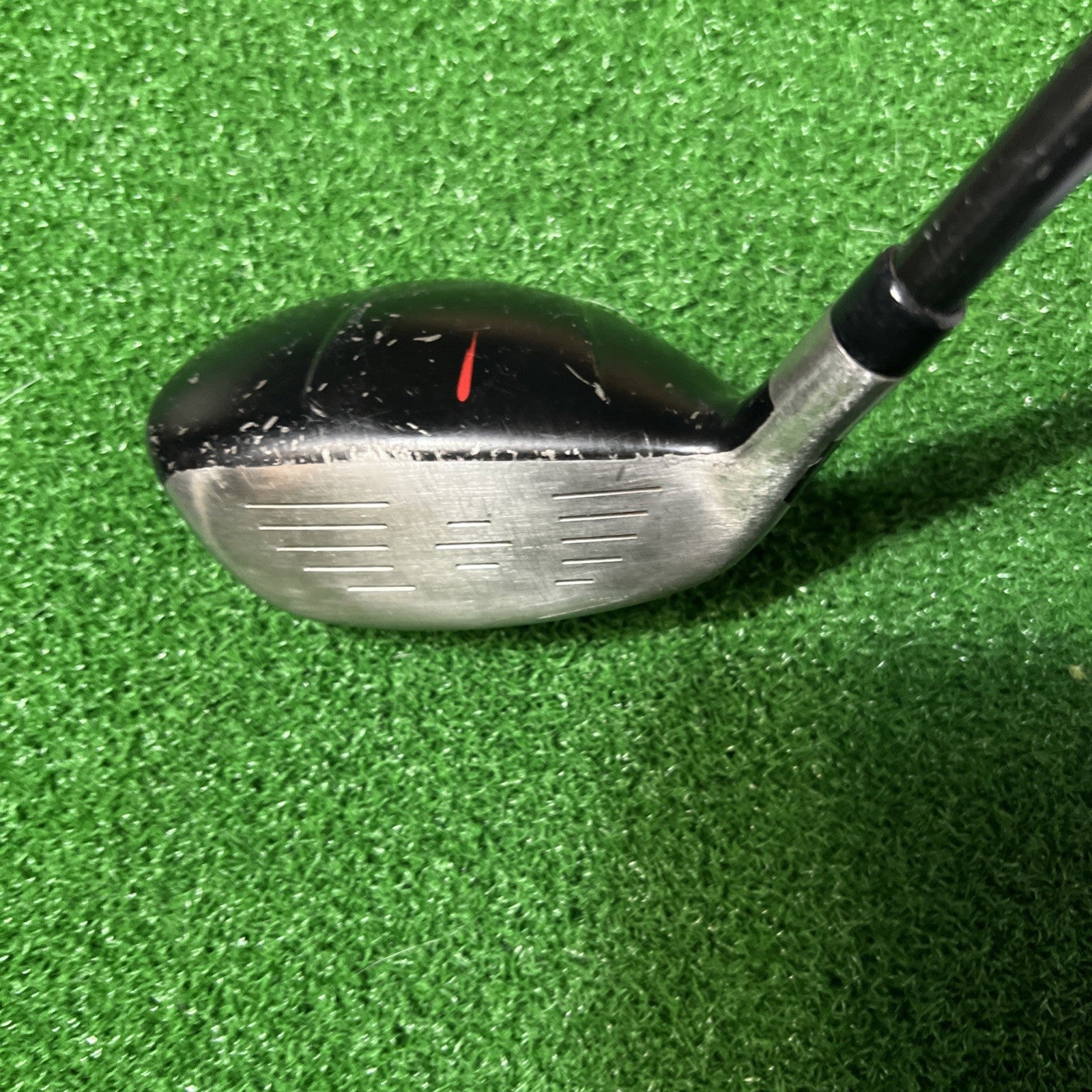 TaylorMade AeroBurner Rescue Hybrid #4 Stiff Flex Graphite RH Winn DriTac Grip