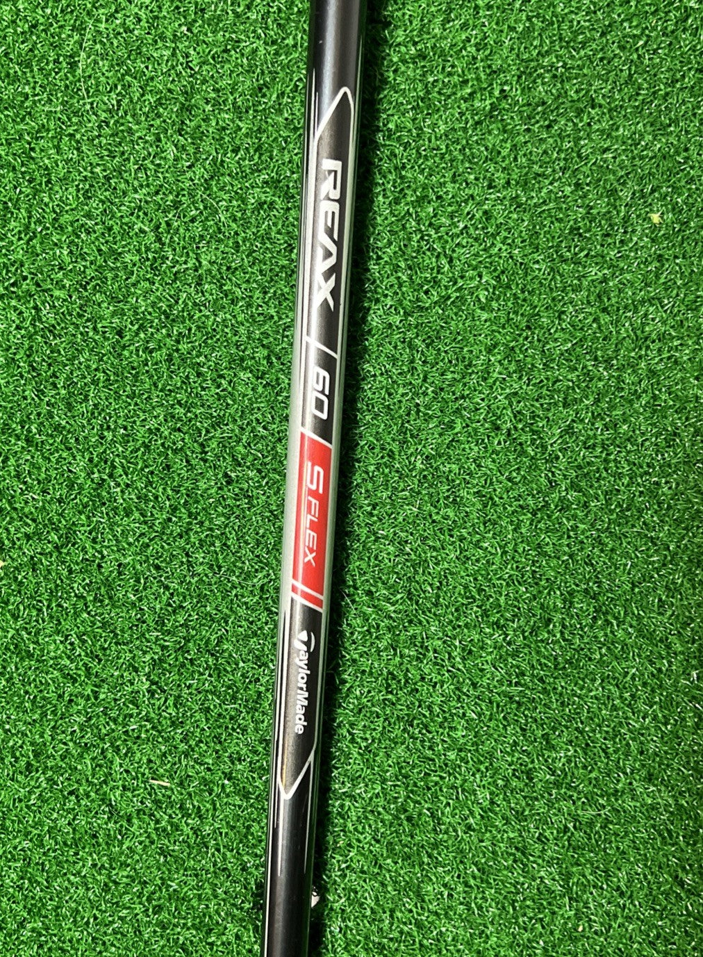 TaylorMade AeroBurner Rescue Hybrid #4 Stiff Flex Graphite RH Winn DriTac Grip